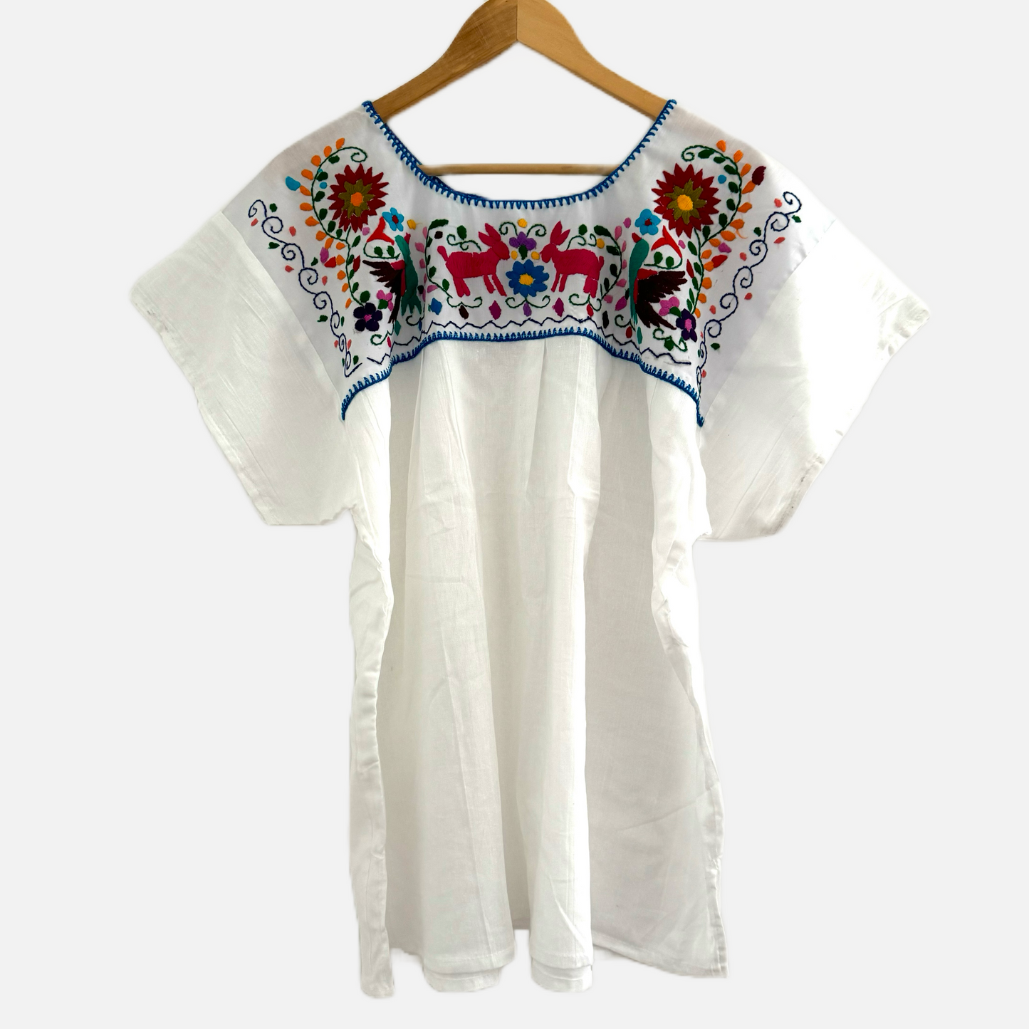 Blusa Margaritas bordadas